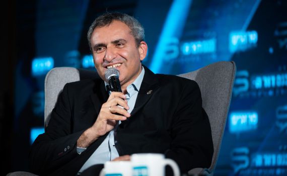 אלקין והשכל הצביעו בניגוד להנהלת האופוזיציה