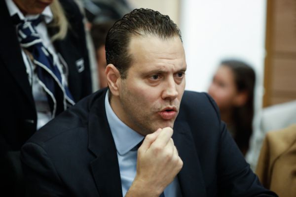 זוהר: "הרדיפה אחרי נתניהו לא רק משפטית גם כלכלית"