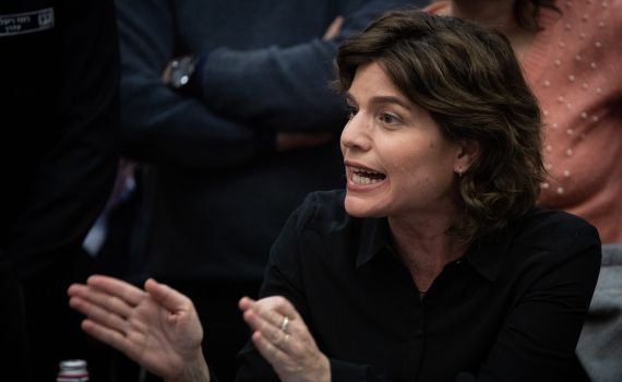 זנדברג עלבה בח"כ הסרוג: "דבר כבר יא בכיין". צפו