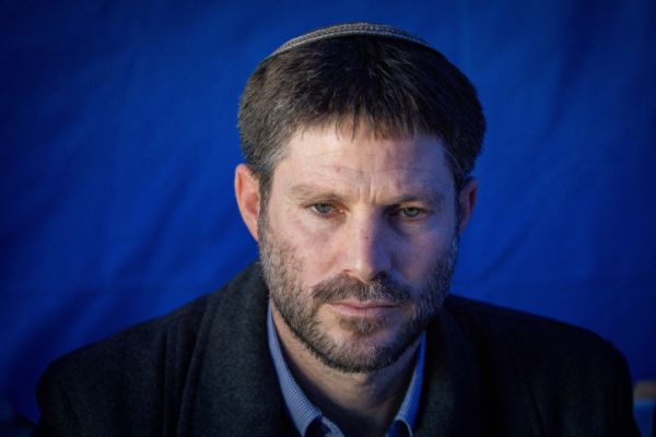 סמוטריץ' תוקף: "כתם שחור על הרבנות במדינת ישראל"