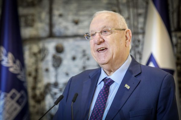 ריבלין על הטיסה לאבו דאבי: "נקווה לעוד פריצות דרך"