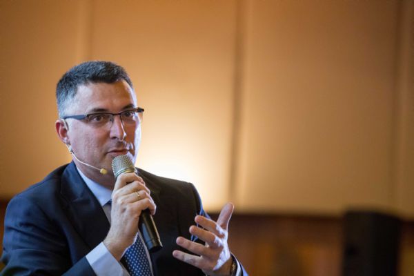 גדעון סער על פסילת חוק ההסדרה: "עיתוי תמוה"