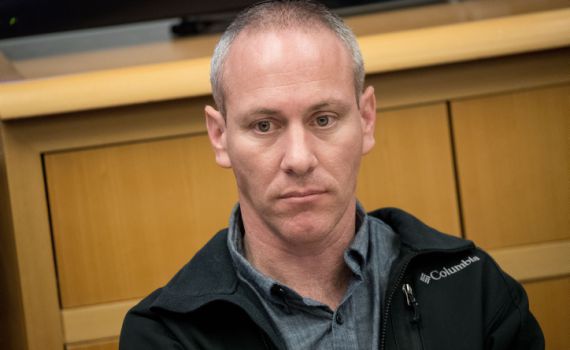 השר טרופר בתגובה ראשונה לפרשת הנערות