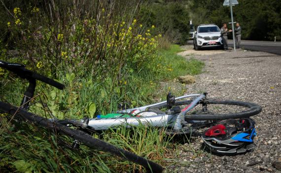 כביש 65: ילד בן 4 נפל מאופניים ונהרג