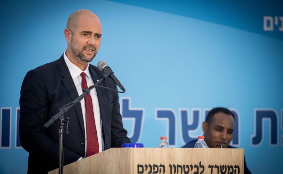 הפגנות השמאל | אוחנה: "יש לי רושם שזה יגמר בדם"