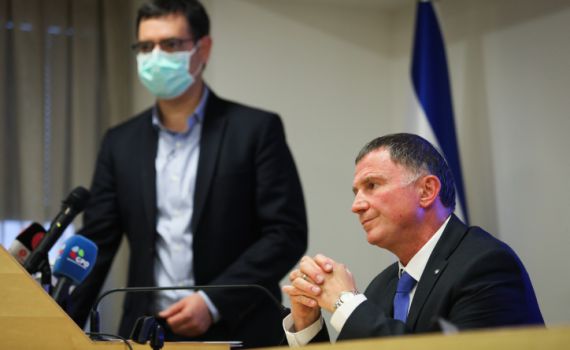 המחליף של בר סימן טוב אושר: נכנס ללב המערכה