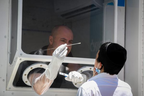 דיווח: משרד הבריאות מוריד את גיל הבדיקה ל-PCR