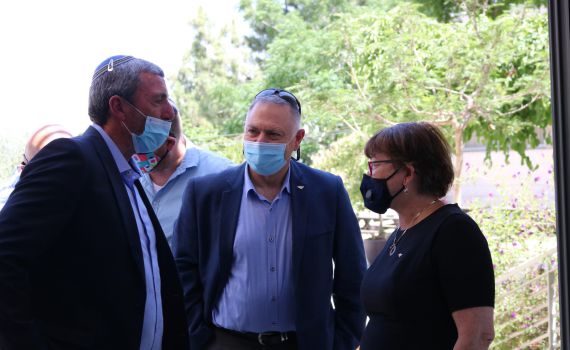 "עוגן משמעותי": הרב רפי פרץ ביקר במכללת עזריאלי