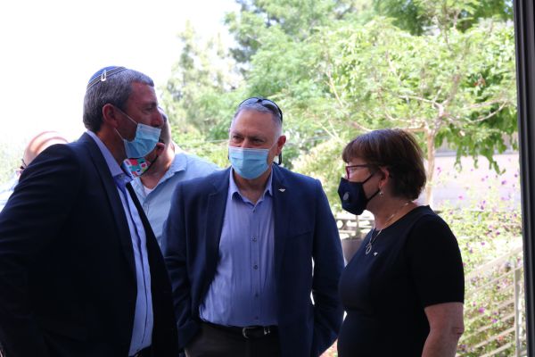 "עוגן משמעותי": הרב רפי פרץ ביקר במכללת עזריאלי