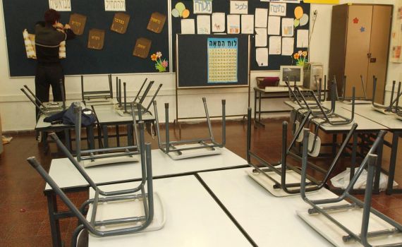 הגל השני: 10,000 תלמידים ומורים נכנסו לבידוד