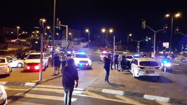 אירוע דריסה בירושלים: שוטרת נפצעה; הדורס נמלט