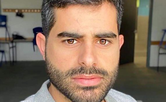 "כל בוקר בחדר מורים התפללתי בקול לגל שני"