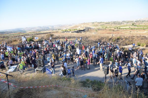 בשורה להתיישבות: חוק ההסדרה אושר בטרומית