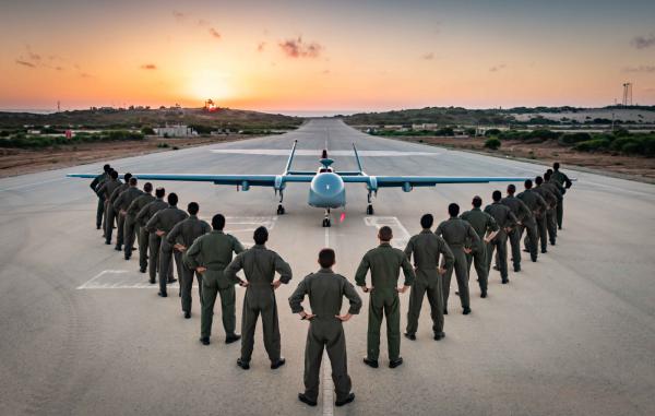 בתום שנת הכשרה: הסתיים קורס מפעילי כלי טיס ה-35