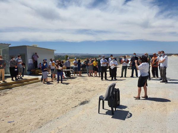 נווה שמיר: הפרויקט המסקרן של הסרוגים