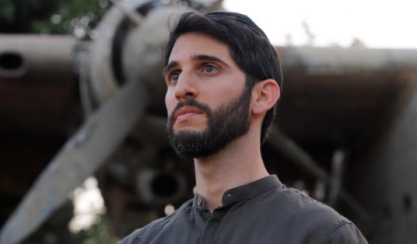 השיר שהפך לנבואה? אריאל כהן משיק סינגל מפתיע