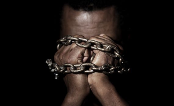 "בלי לברוח מזה, פשוט תהיה שם"