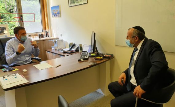 פגישה בין שר הדתות למתן כהנא לקידום הרבנות ורבני עיר