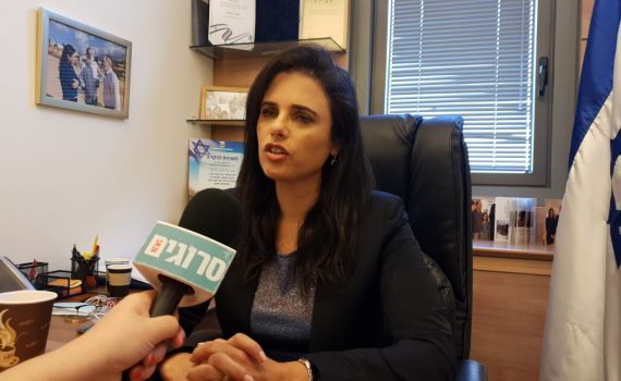 איילת שקד לסרוגים: "תמיד יכולה להיות עוד התנתקות"