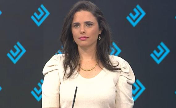 צפו: שקד בראיון אישי; "אימא חסרה לי כל הזמן"