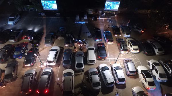 הפתרון היצרתי למסיבת סוף שנה: דרייב אין