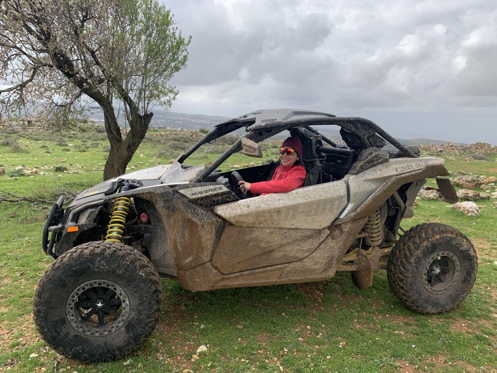 שירצור באקסטרים: לדהור להרים עם טרקטורון שטח