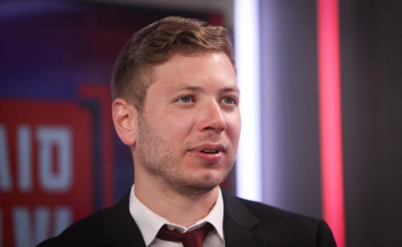 "הוא עצמאי" | נתניהו מתנער מדבריו של בנו יאיר