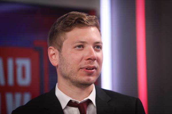 'מסביר מה קרה ב-95': יאיר נתניהו עורר סערה ומחק