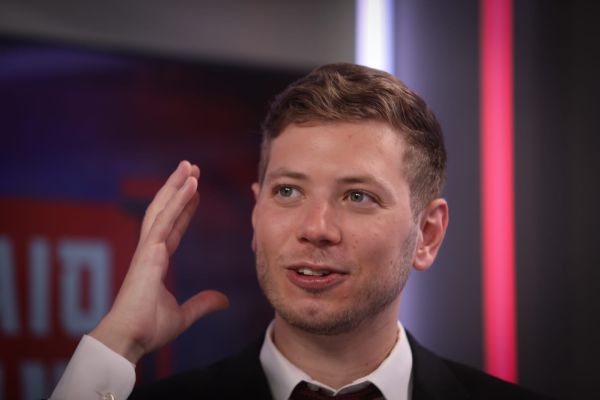 יאיר נתניהו מגיב למתקפה של אמסלם