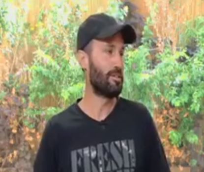 מדהים: סיפורו של המתנחל הפלסטיני "אבו טבלה"• צפו: