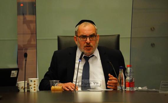 הכנסת תגביל את ההפגנות, עימות אלים מחוץ למשכן