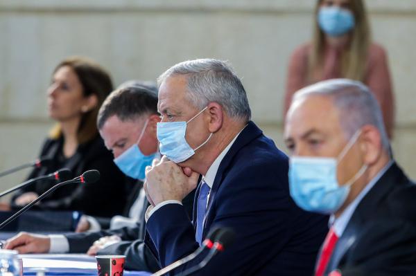 חילופי דברים בממשלה; גמליאל: "לא ועד קיבוץ כאן"