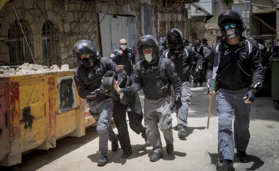 חרדים ונערי גבעות צריכים לשלב כוחות נגד המשטרה