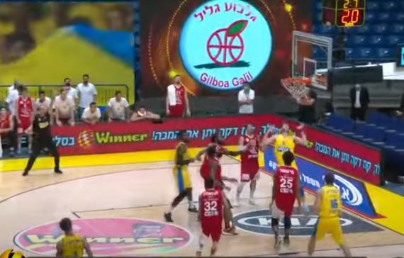 ווינר שוט של ווילבקין מנע סנסציה בחצי הגמר. צפו