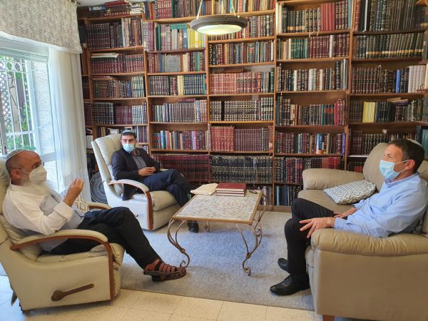 מתן כהנא נפגש עם שורת רבנים סרוגים על דת ומדינה