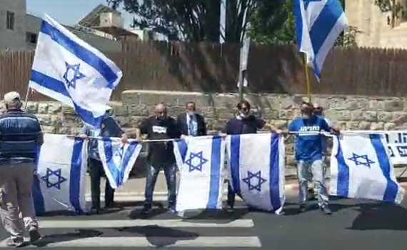 צפו: ליכודניקים מציגים; פלוגת ההגנה על נתניהו