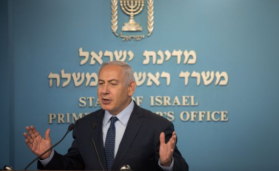 אנחנו צריכים לקחת את הכסף ולהעביר אותו הלאה