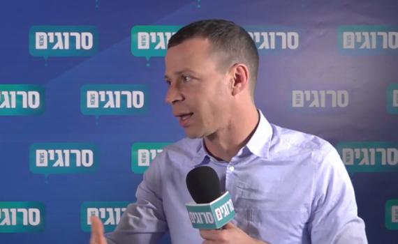 עמית סגל עוקץ: שוב גל אדיר של חזרה בשאלה?