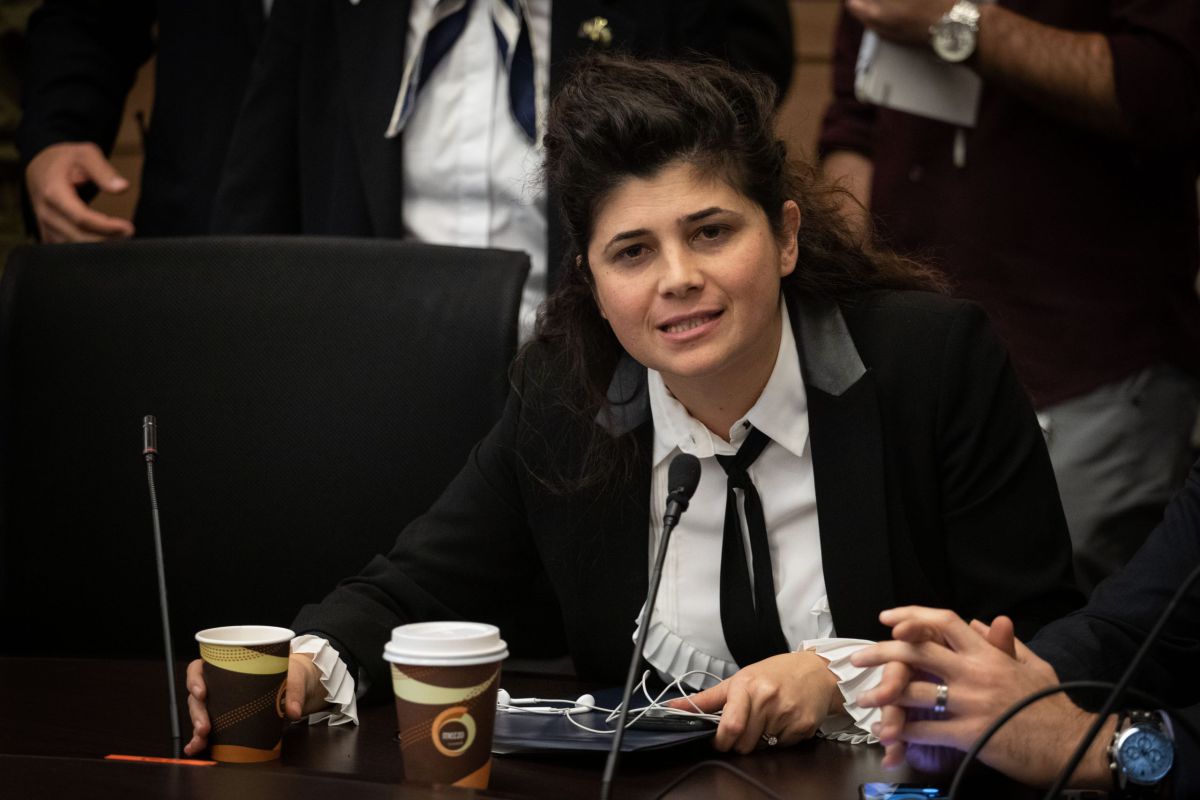 הצעת חוק: קיצוץ בפנסיות תקציביות ובשכר הח"כים