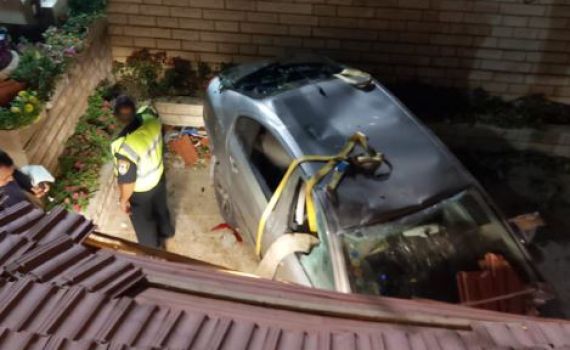 שני אחים נהרגו ממכונית שהדרדרה לחצר ביתם