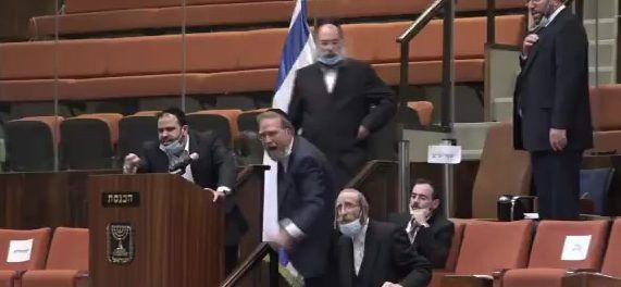 הליכוד במסר מרגיע לחרדים: חוק ההמרה יידחה