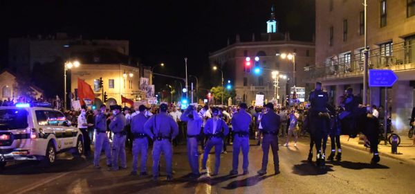 הדגלים השחורים למפכ"ל המיועד: הדח את דורון ידיד