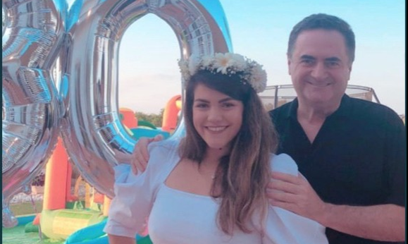 בתו של כץ: "הוא לא סוגר את המדינה ביום ההולדת"