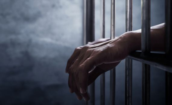 פסיקה תקדימית: ביהמ"ש אישר עיקול משכורת מחבל