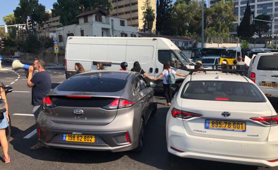 מיום שני: שביתת ענק בשירותים החברתיים