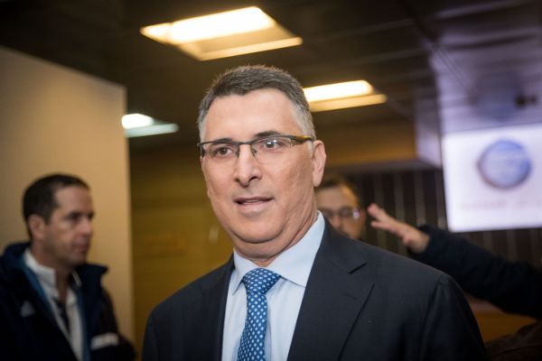 כאוס בליכוד | סער נגד זהר: לא משכנעים על ידי איומים