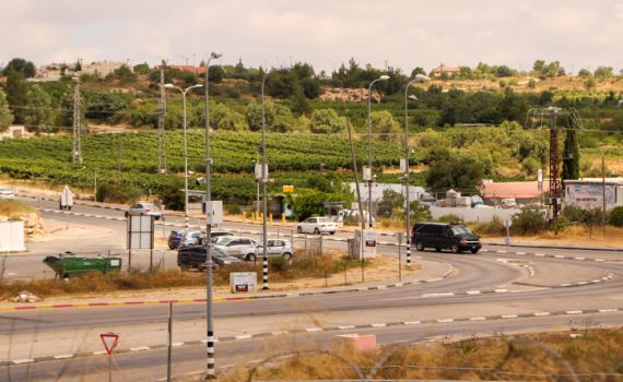 נסיון חטיפת נשק בצומת גוש עציון