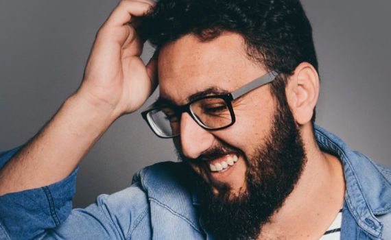 צפו: אלנתן שלום חושף באומץ את הפחדים