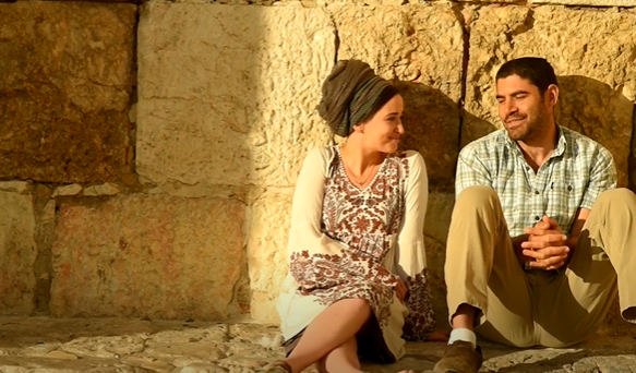 ה'יוניניה' החדשים? הזוג הסרוג מאפרת בסינגל בכורה