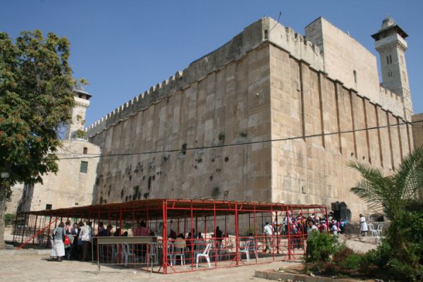 הכנסת תדון בפעם החמישית בעיכובים בהנגשת המערה